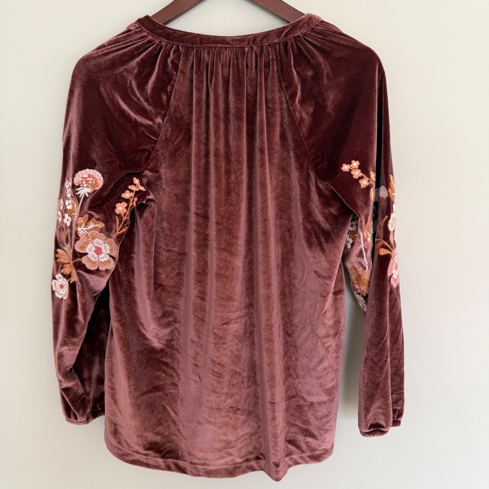 Spartina 449 Genevieve Popover Velvet Top in Lucas Theatre Embroidery M Brown - Picture 6 of 8